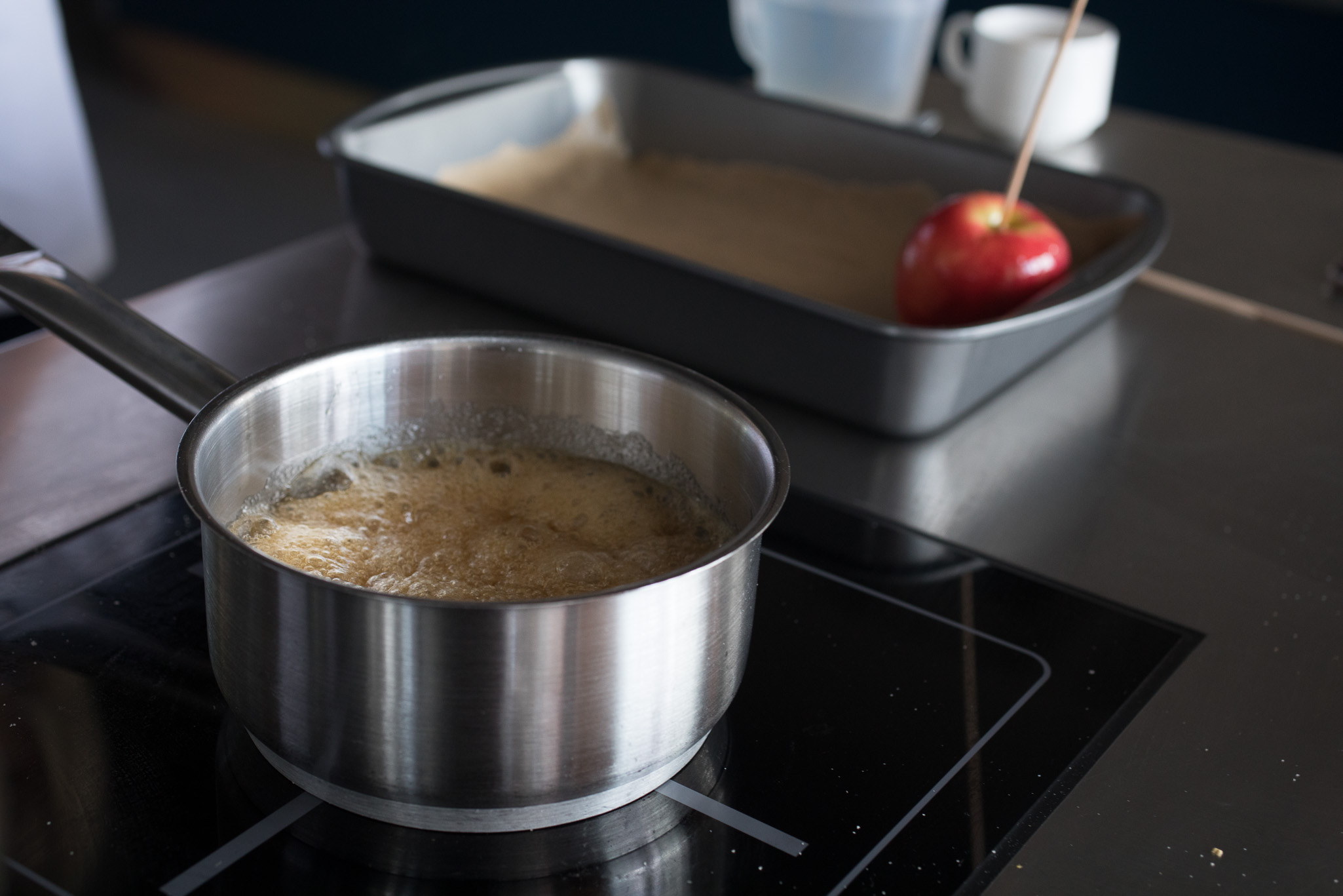 Canadian twist to traditional toffee apples