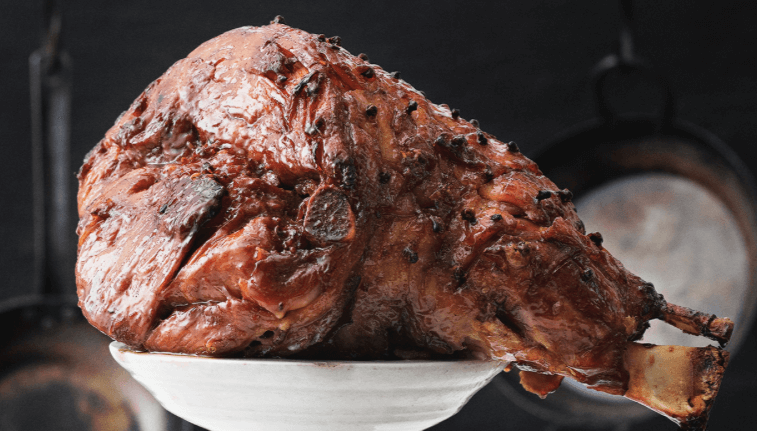 Spicy maple-glazed ham