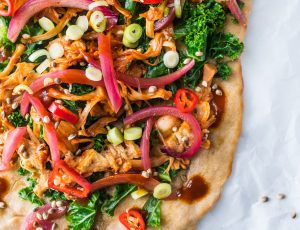 Vegan BBQ jackfruit pizza