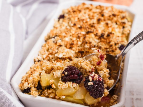 Maple-pear-and-blackberry-crumble2.jpg