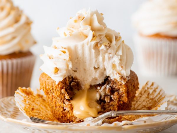 vegan maple pecan cupcakes