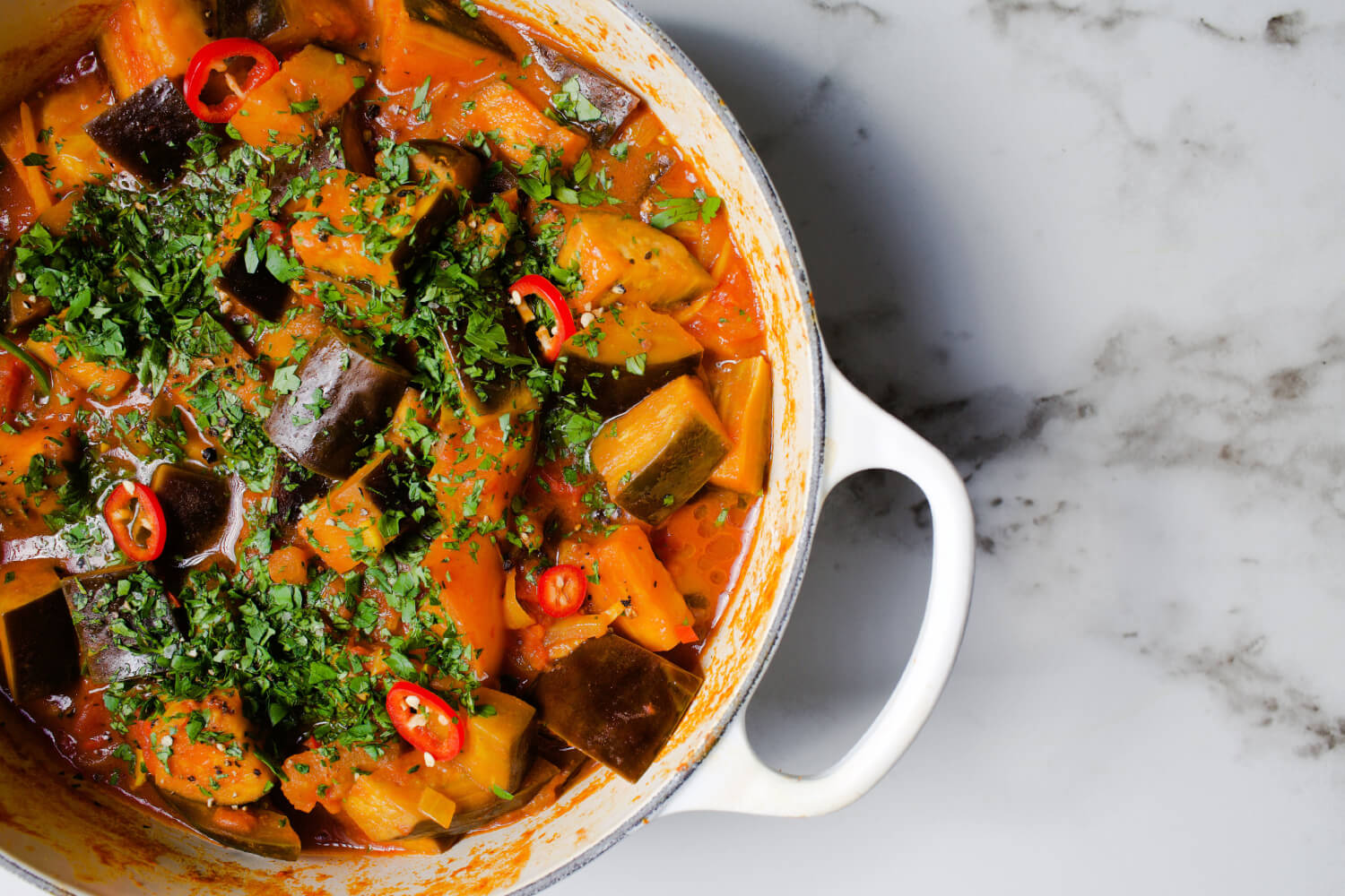 Vegan aubergine and maple syrup hot pot