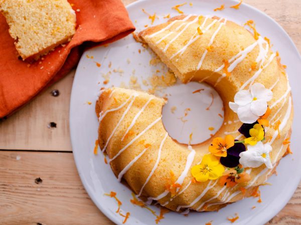 Maple bundt party cake