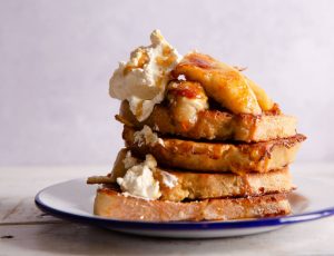 Maple and Vanilla French Toast with Bananas