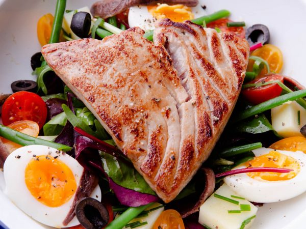 Salad Niçoise with maple