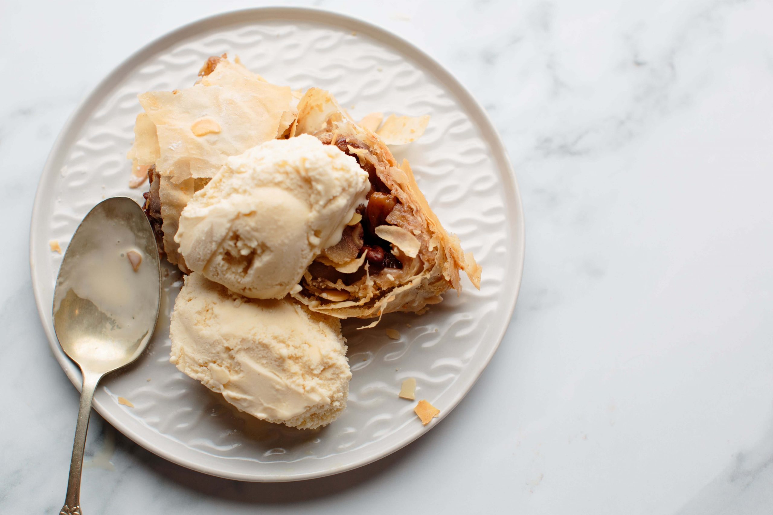 Apple, mincemeat and maple strudel