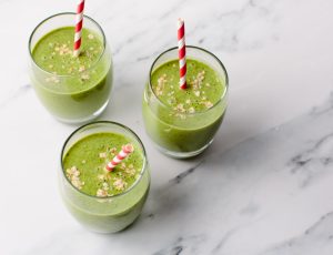 Spinach, kale and maple green smoothie