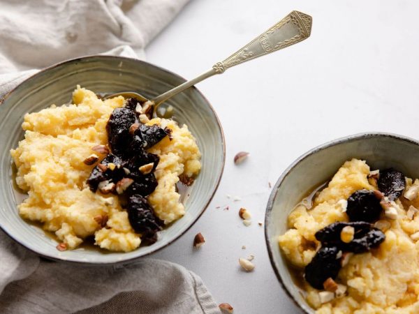 Creamed polenta with maple