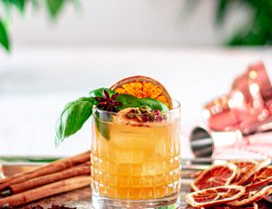 Mix Mann’s Spiced Maple Sour