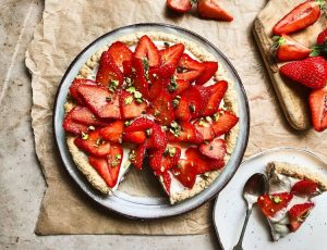 Rebel Recipes&#8217; Strawberry Maple Cream Tart
